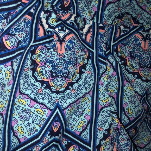 Charlotte Russe bohemian mandala shorts - Picture 2 of 6